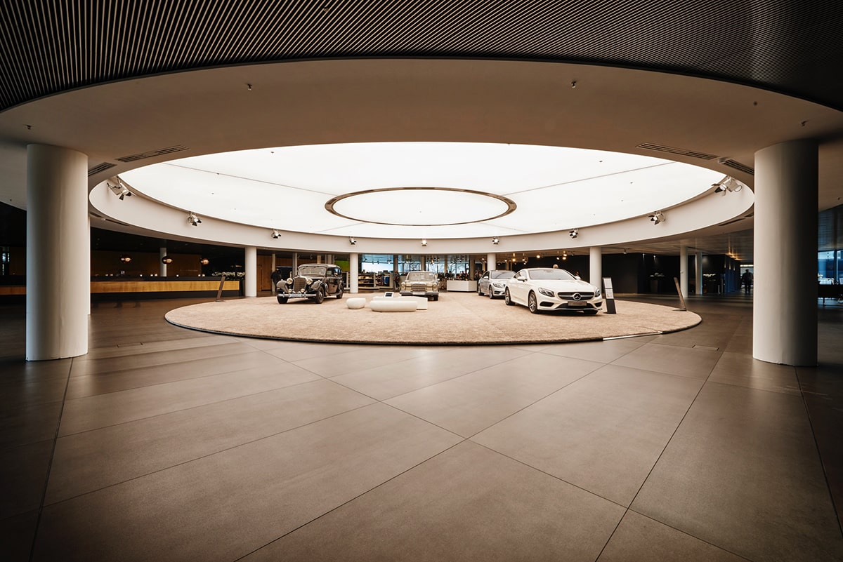 Lichtdecke perfekte Ausleuchtung Autohaus Mercedes Beleuchtung