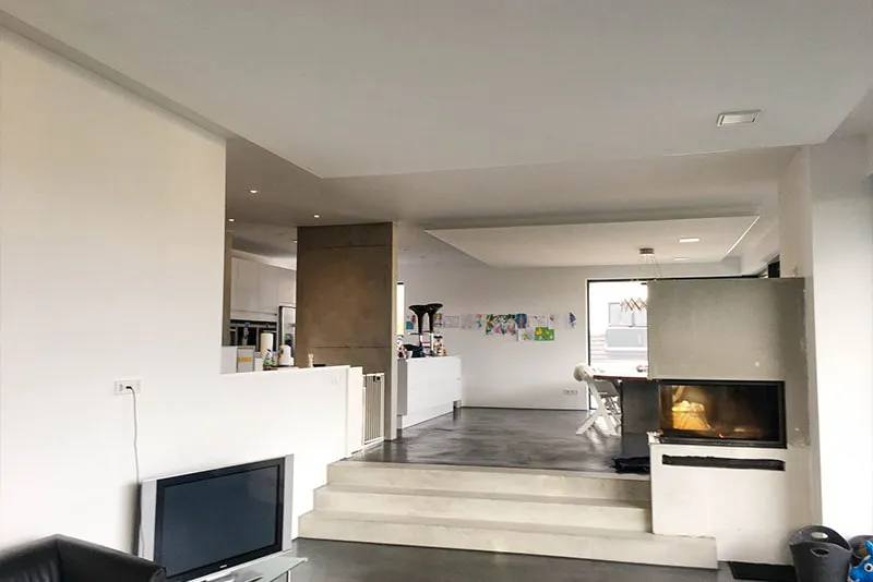 Akustikspanndecke in Wohnzimmer